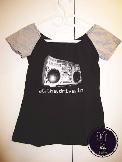 Retro Scoop Neckline T-shirt